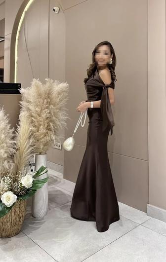 Платье вечернее