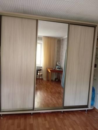 Продаю шкаф купе