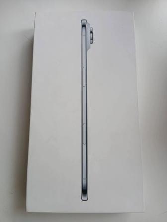 iPhone Air, Sky Blue