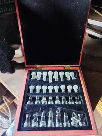 Продам шашки шахматы