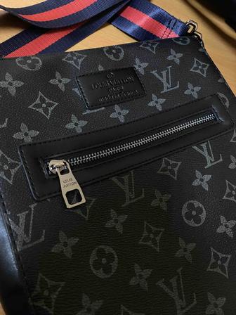 Барсетка Louis Vuitton