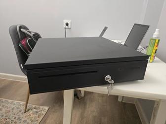 Денежный кассовый ящик