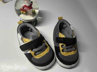 Продам пинетки