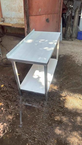 Стол для ресторанов производственный из нержавейки .