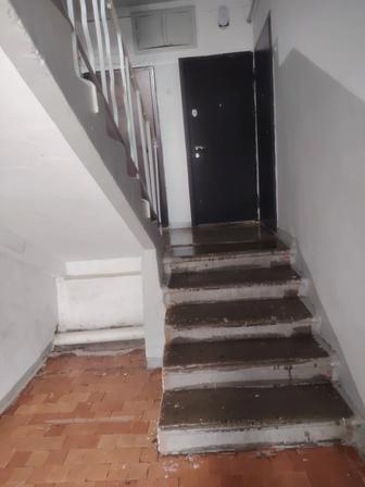 Влажная уборка подъездов