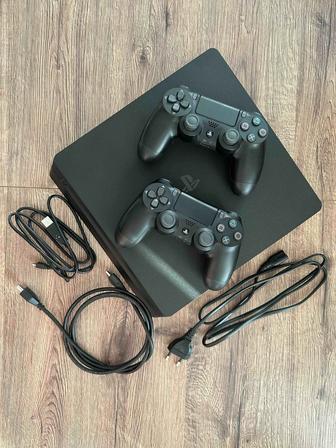 PlayStation 4 slim, PS4 slim