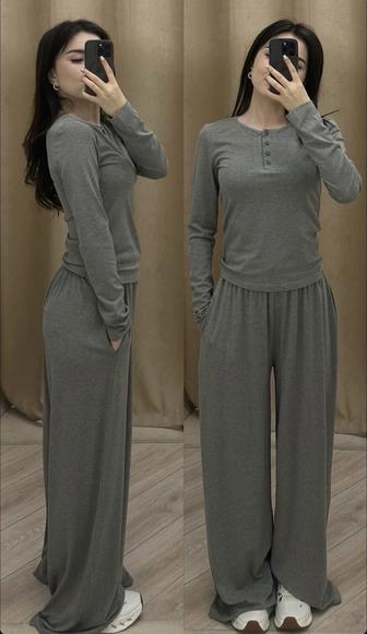 Продам женскую двойку трикотаж