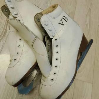 Срочно продам коньки