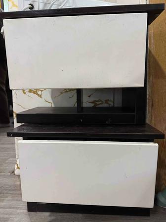 Прикроватные тумбы