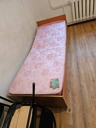 Продам кровать