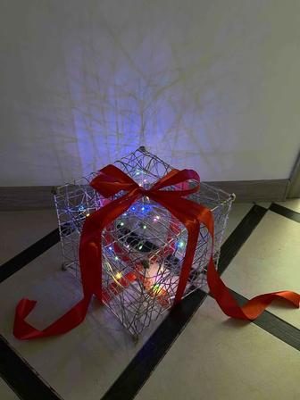 Новогодние декоры игрушки подарки