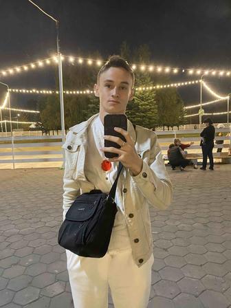 Менеджер по продажам