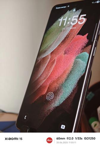 Продам телефон Samsung s21