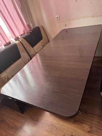 Продам стол