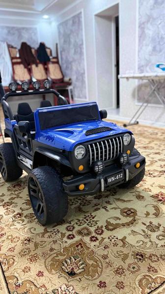 Продам электро машинку