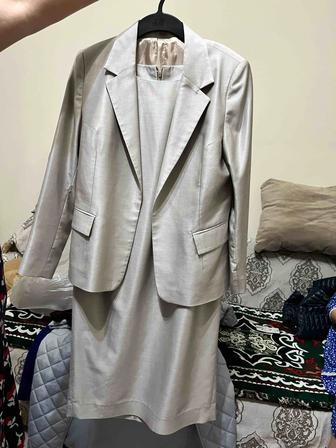 Двойка женская платье с костюмом