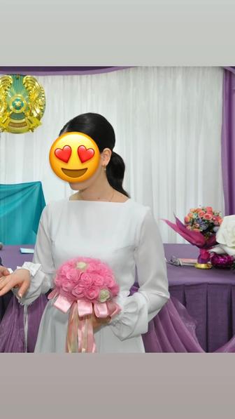 Продаю дизайнерское платье