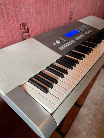 Синтезатор Casio wk-225, 6 октав, динамические клавиши