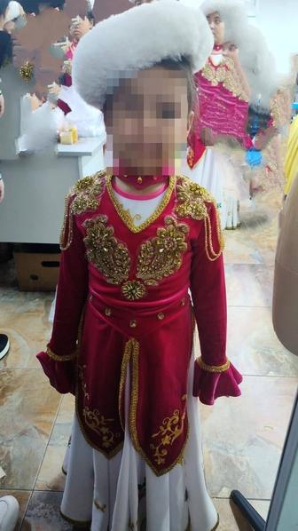 Национальный костюм для танцев