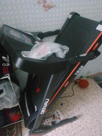 Продам беговую дорожку