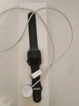 Продам Apple Watch 8 , б/у, в
отличном состоянии.