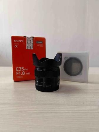 Объектив Sony E 35mm f1.8 OSS