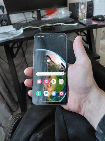 Продам телефон