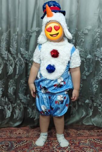 Продам костюм Снеговика