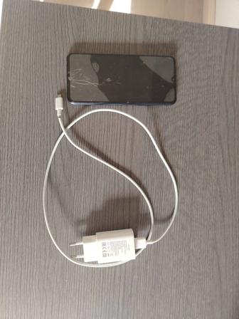 Продам телефон Vivo Y20