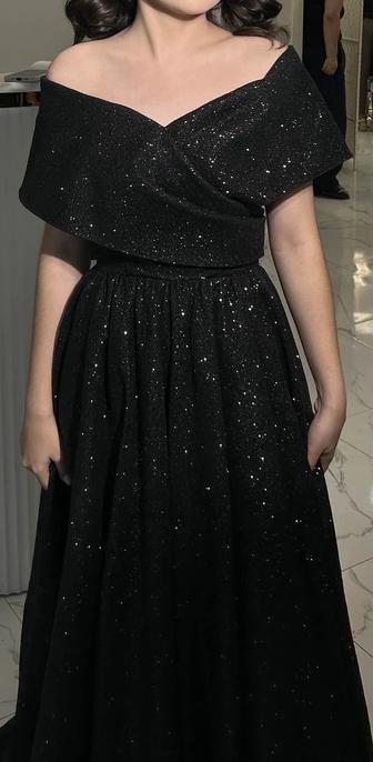 Продаю шикарное платье