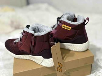 Утепленные зимние кроссовки