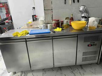 Холодильник стол