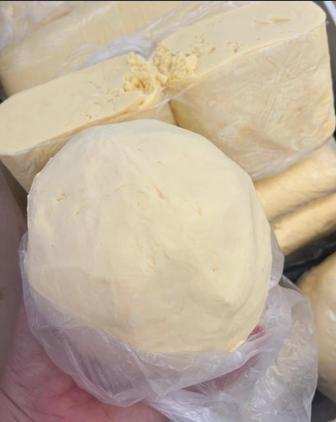 Домашнее сливочное масло без красителей и без добавок