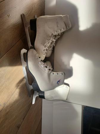 Коньки детские