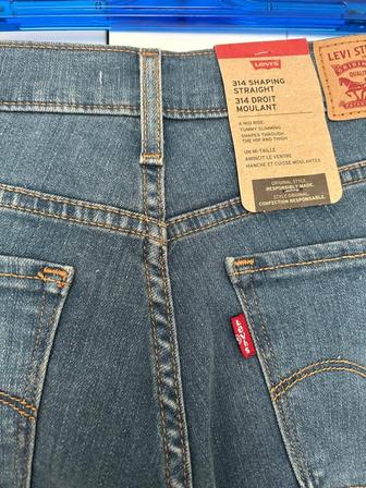 Продаю джинсы Levis,новые оригинал купленные в Канаде размер 28