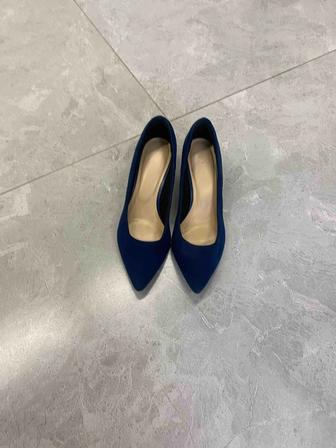 Синие лодочки замша