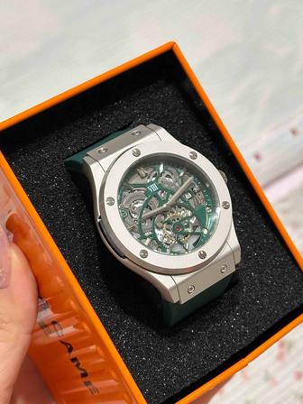 Продам часы