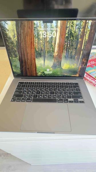 MacBook Air 15” 2023, 512 GB