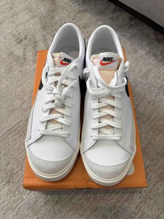 кроссовки Nike BLAZER LOW 77 VNTG