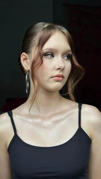 Макияж и прически