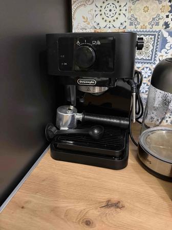 Кофемашина delonghi