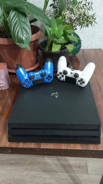 Продам PS4 PRO