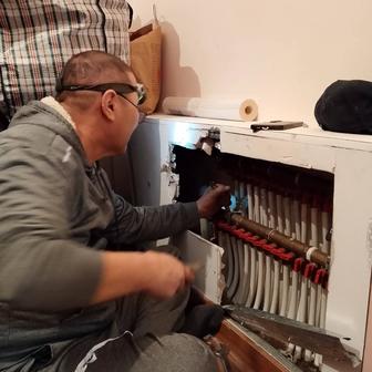 Услуги Сантехника электрика мастер на час сборка разборка мебели и т.д