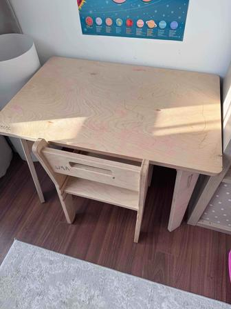 Детский стол