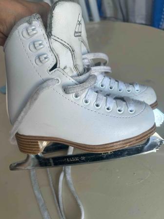 Коньки Jackson