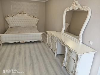 Продается спальни кровать, комод