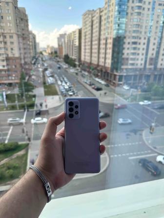 Продам смартфон Samsung Galaxy A52 4/128GB в идеальном состояние!