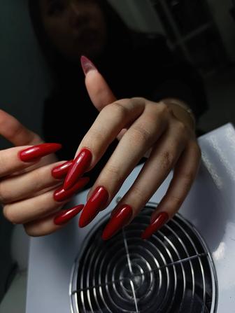 Маникюр и наращивание ногтей