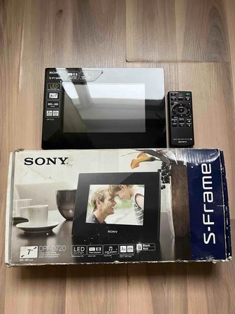 Цифровая фоторамка Sony S-Frame