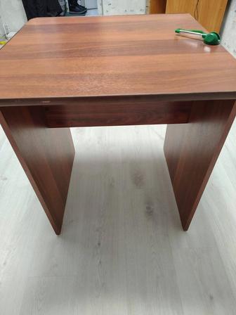 Продам офисный стол